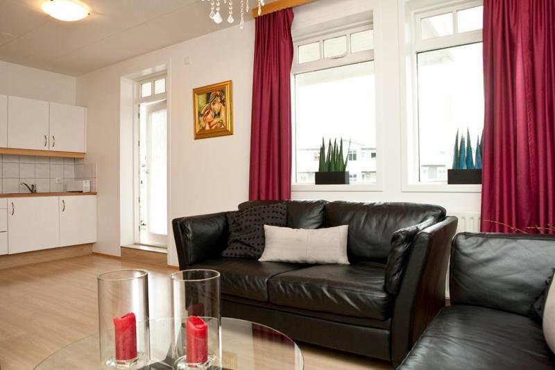 Hotel Ibudir Apartments Акурейрі Номер фото