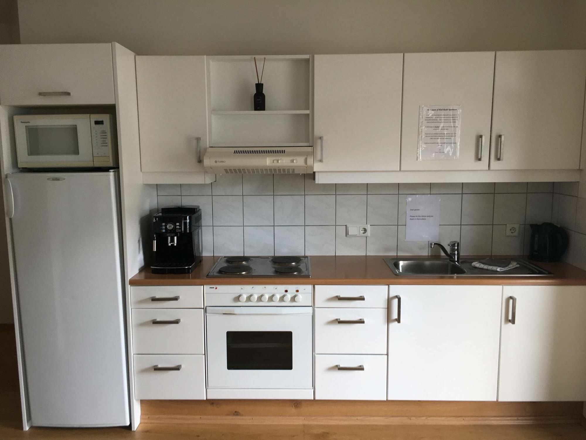 Hotel Ibudir Apartments Акурейрі Екстер'єр фото